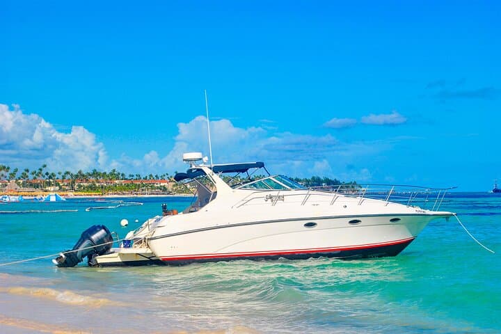Unwind: Punta Cana Yacht Tour & Snorkeling Adventure