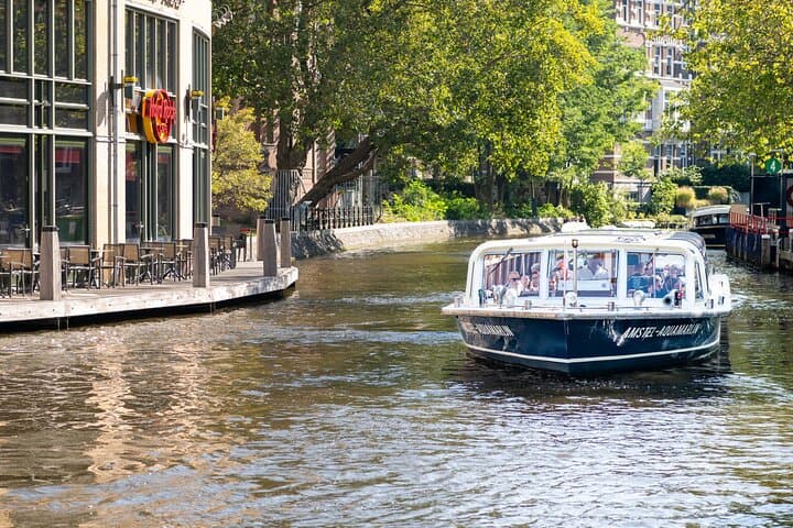 Cruise & Brew: Heineken Experience and Amsterdam Canal Cruise with Snackbox photo 4
