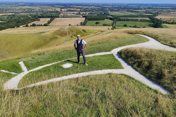 Wiltshire Mystical Driving Tour: Avebury, White Horse & Dragon Legends