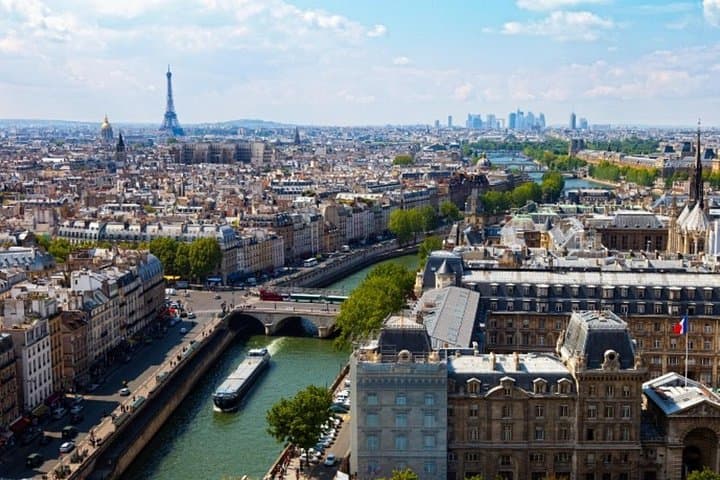 One-Day Paris from London: Eiffel Tower, Notre Dame & Seine Lunch Cruise