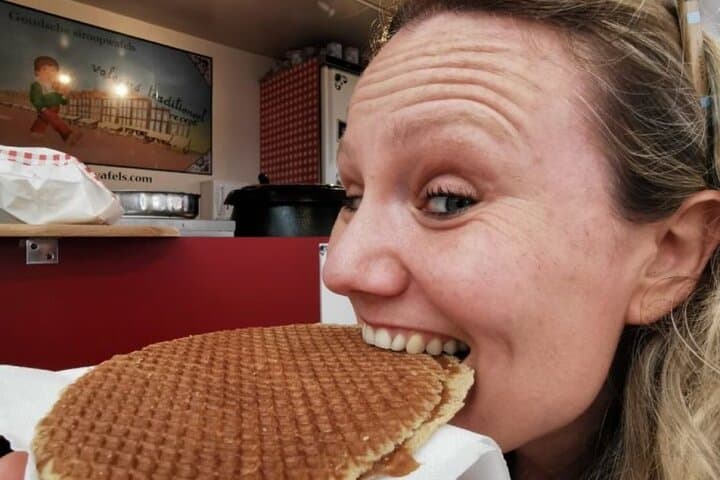 Taste De Pijp: Private Stroopwafels and Secrets Amsterdam Street Food Tour photo 2