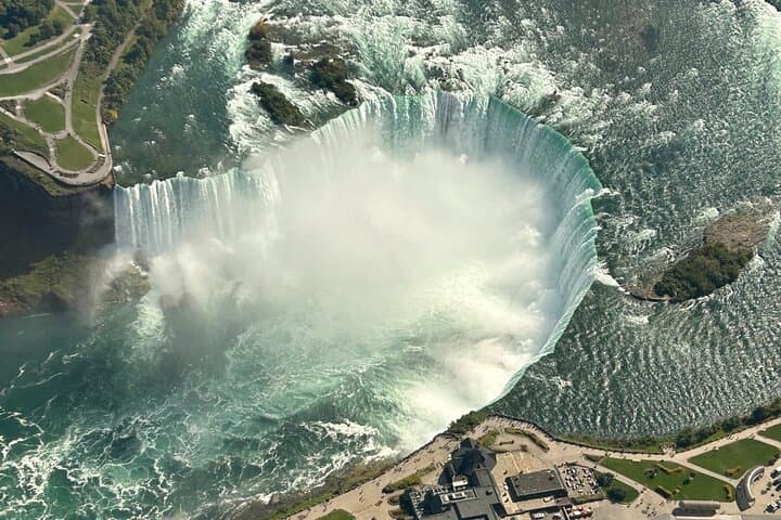 Rainbow Air Helicopter Tours Over Niagara Falls: 2025 Aerial Sightseeing photo 6