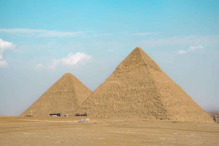Full-Day Great Pyramids of Giza Tour with Lunch Overlooking the 9 Pyramids photo 3