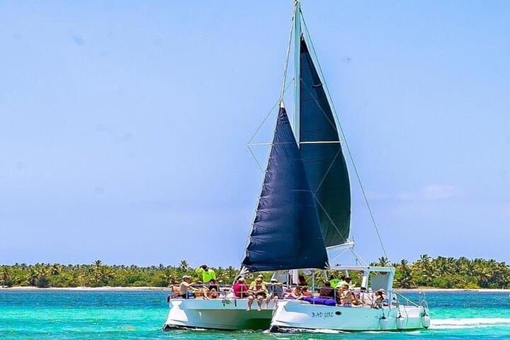 Punta Cana Catamaran Party with Hookah Diving and Natural Pool photo 3