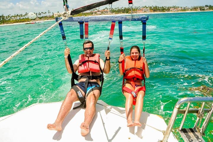 Parasailing in Bávaro Beach: Soar Above Punta Cana's Turquoise Coast photo 2