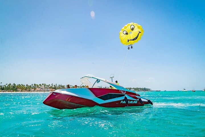 Parasailing in Bávaro Beach: Soar Above Punta Cana's Turquoise Coast