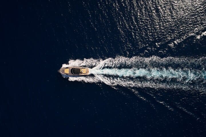 Private Yacht Cruise from Lavrio to Cape Sounio, Makronisos & Cyclades photo 5