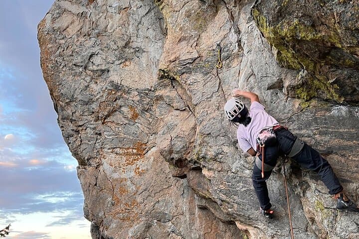 Half-Day Guided Rock Climb in Rocky Mountain National Park: Estes Park's Best Intro to Vertical
