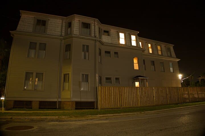 Galveston Shadows Ghost Tour Adventure: Historic Hauntings Walk Through 19th-Century Galveston photo 4