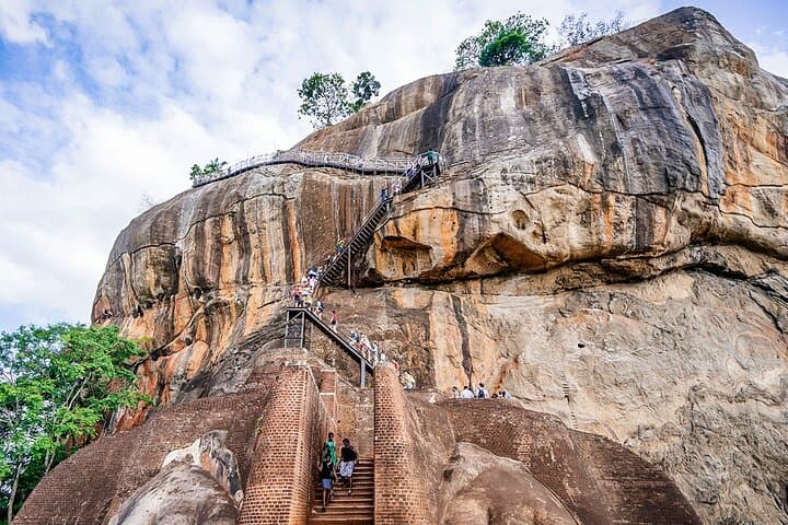 11-Day Private Sri Lanka Tour: Sigiriya, Tea Country, Yala Safari & Coastal Highlights photo 5