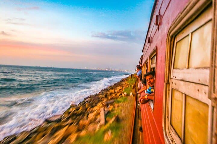 Private 8-Day Best Sri Lanka Tour: Sigiriya, Kandy, Tea Plantations & Coastal Train photo 2