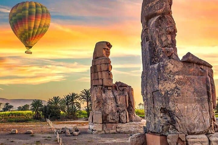 Sunrise Luxury Hot Air Balloon Ride Over Luxor's Temples and the Nile