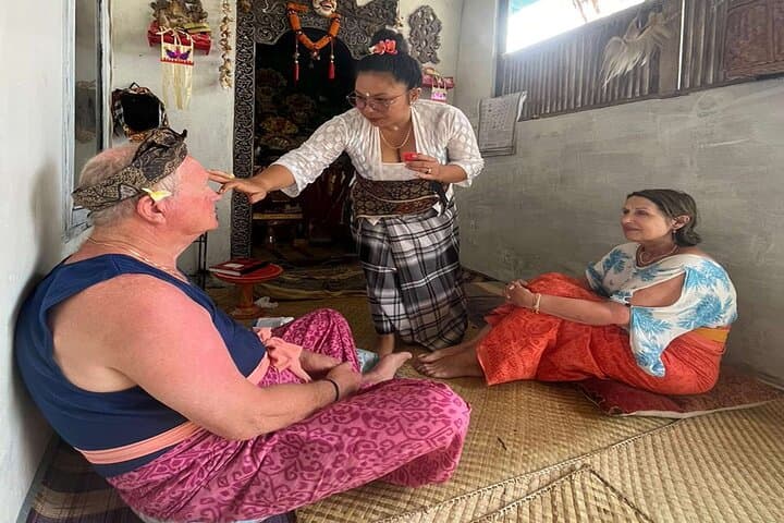 Touch Usadha: Balinese Usadha Spiritual Healing Session in Ubud photo 6