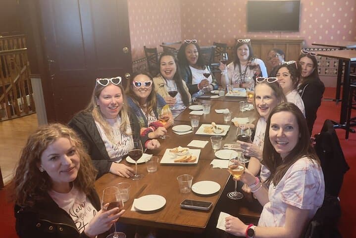 Grapevine Foodie & Winery Tour: Historic Downtown Tastings and Wine Pairings photo 2