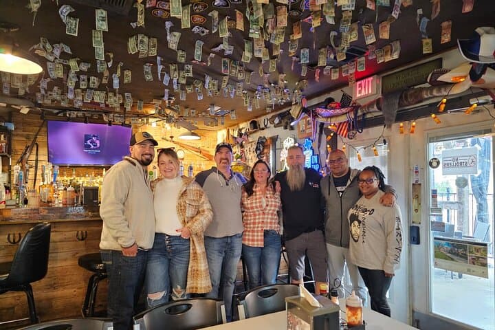 Grapevine Foodie & Winery Tour: Historic Downtown Tastings and Wine Pairings photo 3