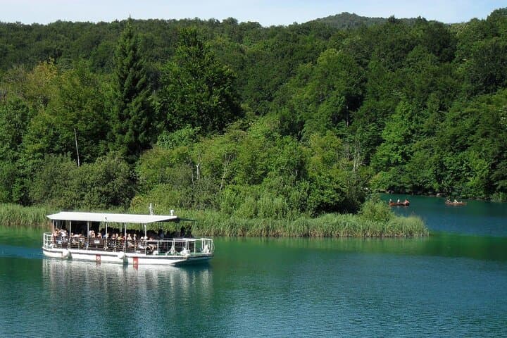 Full-Day Plitvice Lakes National Park Trip from Ljubljana — UNESCO Waterfalls & Boardwalks photo 6