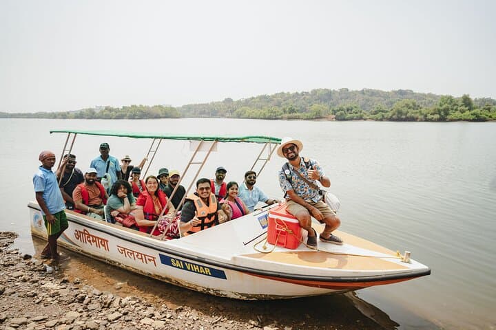 Sunset Kayaking to a Private Island on Chapora River, North Goa photo 6