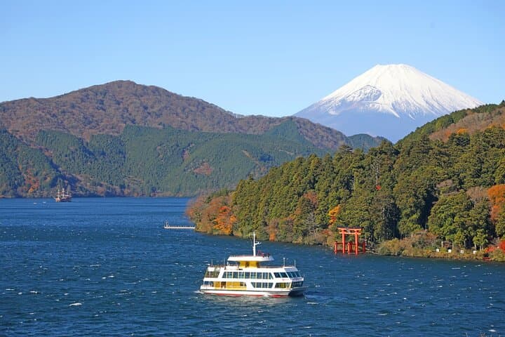 Mount Fuji & Hakone One-Day Private Van Tour: Lake Kawaguchi, Owakudani & Hakone Ropeway photo 5