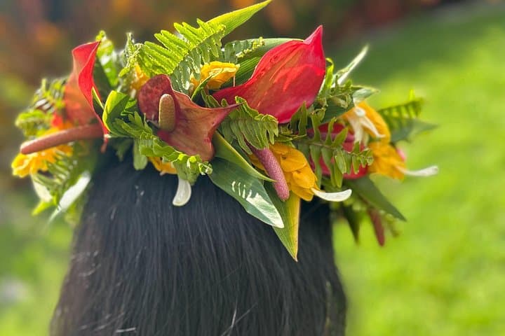 Weave a Hawaiian Lei Po'o in Hilo: Hands-On Floral Crown Workshop & Garden Walk photo 3