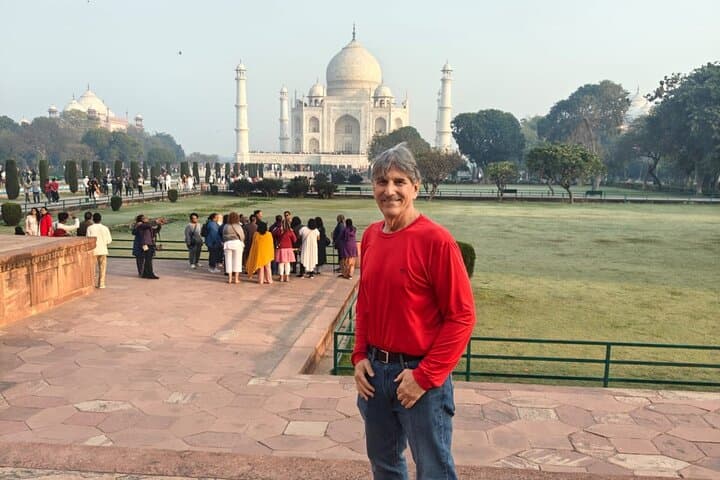 Same-Day Taj Mahal & Agra Fort via Gatimaan Express — Private Day Tour from Delhi photo 2