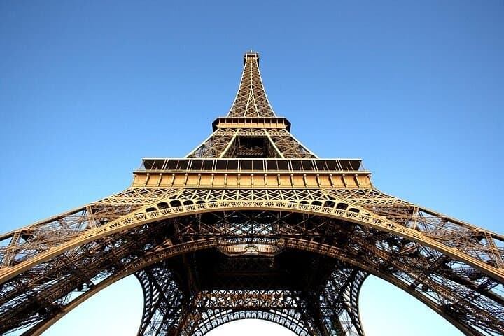 Paris in a Day: Louvre, Notre-Dame & Eiffel Tower Lunch via Eurostar photo 3
