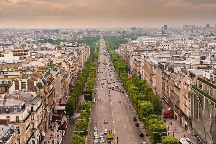 Paris in a Day: Louvre, Notre-Dame & Eiffel Tower Lunch via Eurostar photo 5