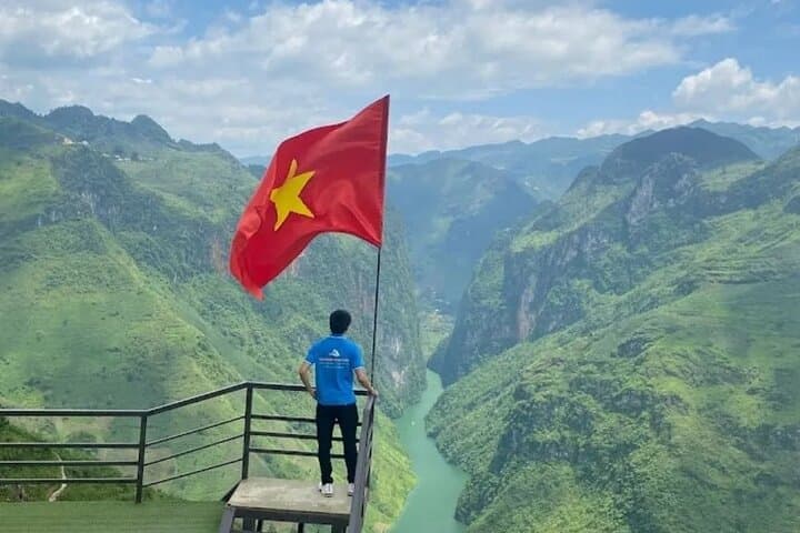 Ha Giang 3-Day Loop: Ma Pi Leng, Sky Path & Nho Que River Adventure photo 4
