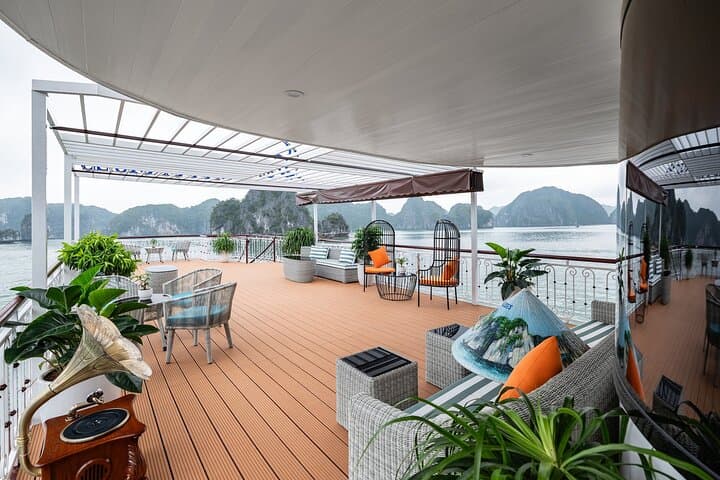 Lan Ha Bay One-Day Luxury Cruise from Cat Ba: Kayak Dark & Bright Cave & Ba Trai Dao photo 6