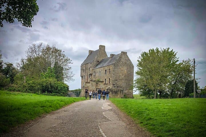 Outlander Filming Locations Shore Excursion from Edinburgh: Culross, Doune & Midhope photo 4