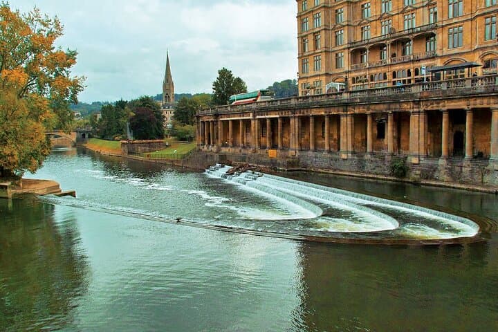 Stonehenge and Bath day trip from Oxford — Roman Baths and the Stone Circle photo 4