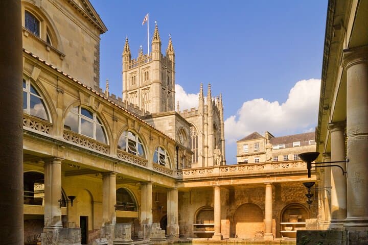 Stonehenge and Bath day trip from Oxford — Roman Baths and the Stone Circle photo 6