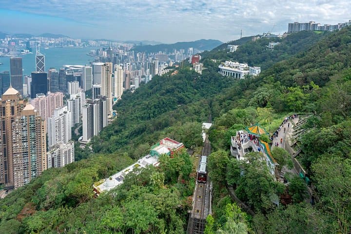 Peak Tram to Victoria Peak & Sky Terrace 428: Hong Kong Skyline Ride photo 4
