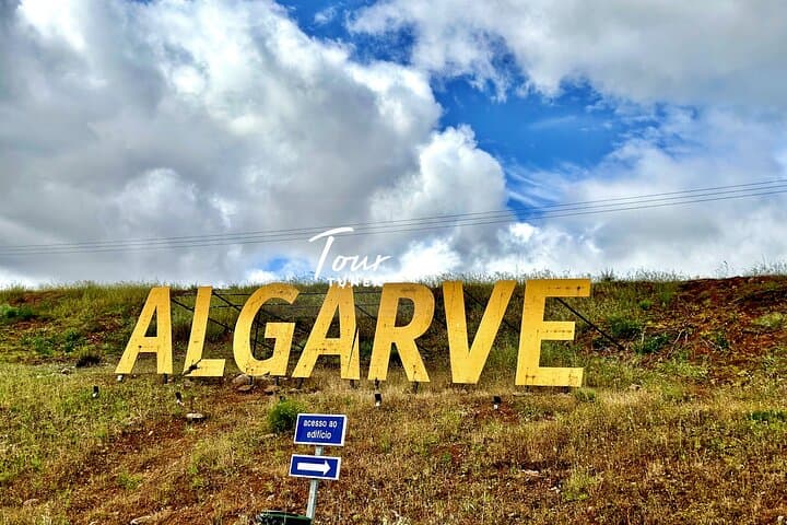 Lisbon to Algarve Day Trip — Benagil Cave, Algar Seco & Lagos Guide photo 2