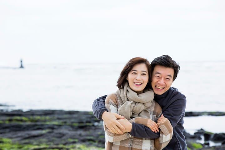 Private Full-Day Jeju Island Tour — Jeongbang Falls, Halla Mountain & Coastal Formations photo 4