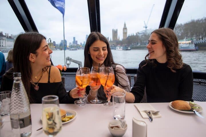 Thames Lunch Cruise: 2-Course Meal Between Tower and Westminster
