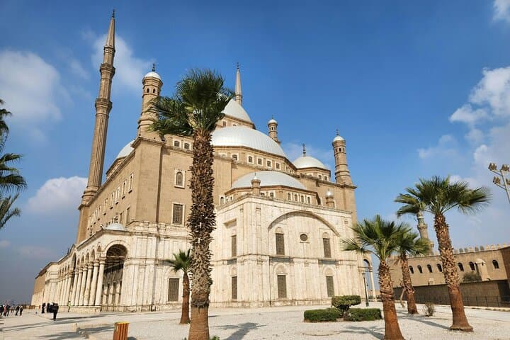 Pyramids and Citadel from Suez Port: Full-Day Giza & Cairo Highlights
