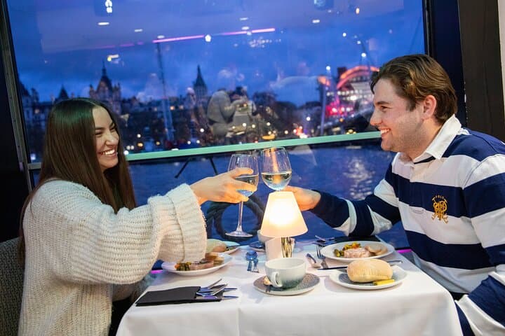 Dinner and Jazz Cruise on the River Thames — Evening Jazz & Sightseeing photo 3