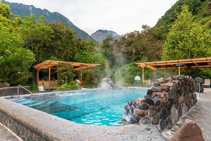 Relax at Papallacta Hot Springs: Private Thermal Tour from Quito