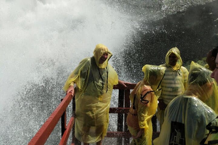 American Side Express Tour: Maid of the Mist, Cave of the Winds & Niagara Highlights photo 6
