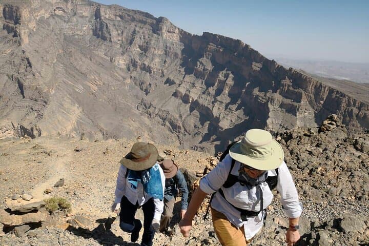 Balcony Walk at Jebel Shams: Half-Day Hike from Muscat to Oman’s Grand Canyon photo 3