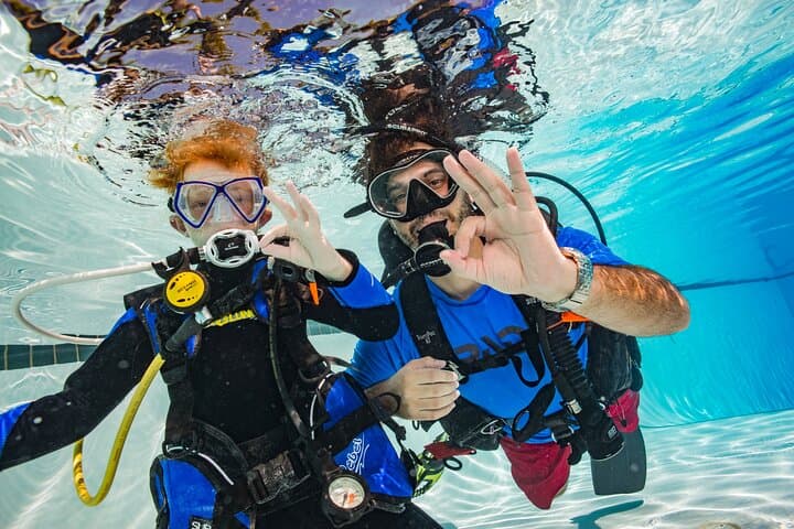 Abu Dhabi PADI Discover Scuba Diving at Al Raha Beach photo 5