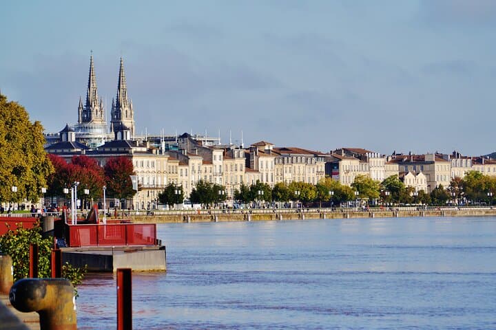 Bordeaux in a Day: Small-Group Highlights from Biarritz