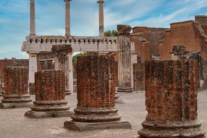 Hike Mt Vesuvius and Explore Pompeii: 8-Hour Tour from Naples photo 5