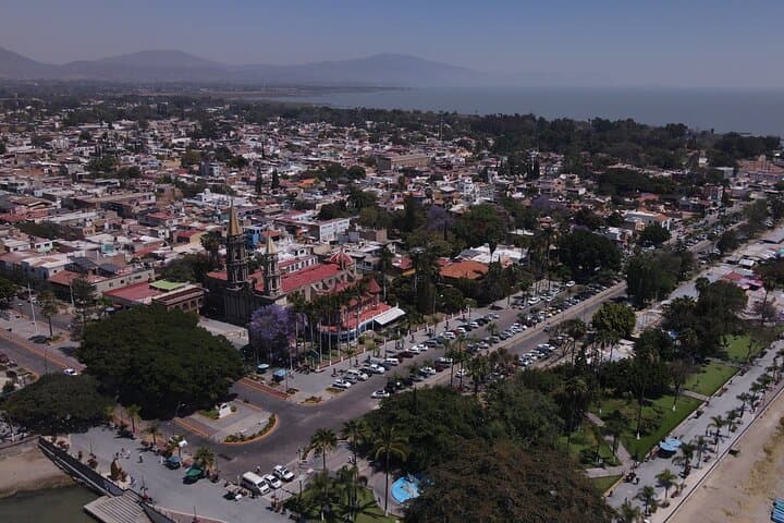 Lake Chapala Half-Day Cultural Tour from Guadalajara - Shoreline, Markets & Murals