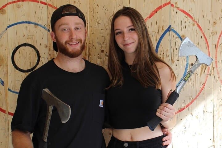 Montreal Axe, Knife & Spear Throwing Experience — 1-Hour Urban Range photo 2
