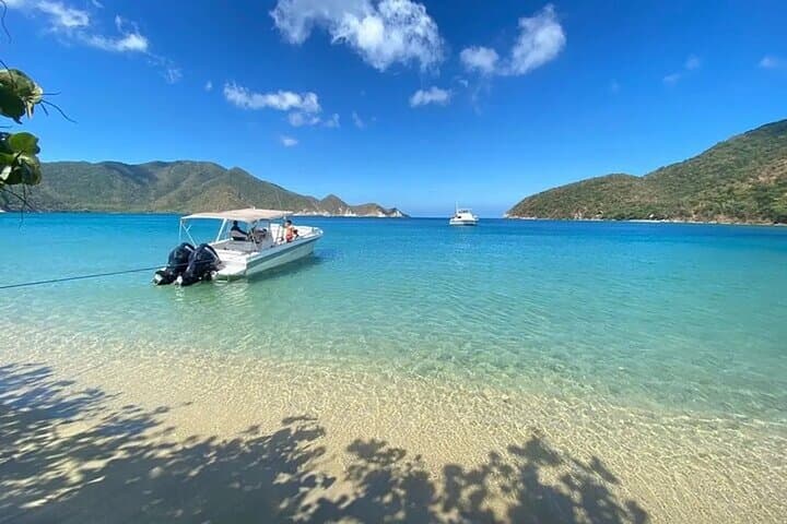 Tayrona Park Tour to Playa Cinto & Playa Cristal — Snorkel, Swim and Seafront Lunch from Santa Marta photo 2