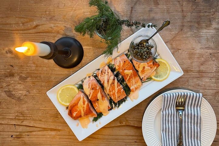 Ketchikan Alaskan Salmon Cooking Class: Hands-on Seafood Dining Experience photo 4