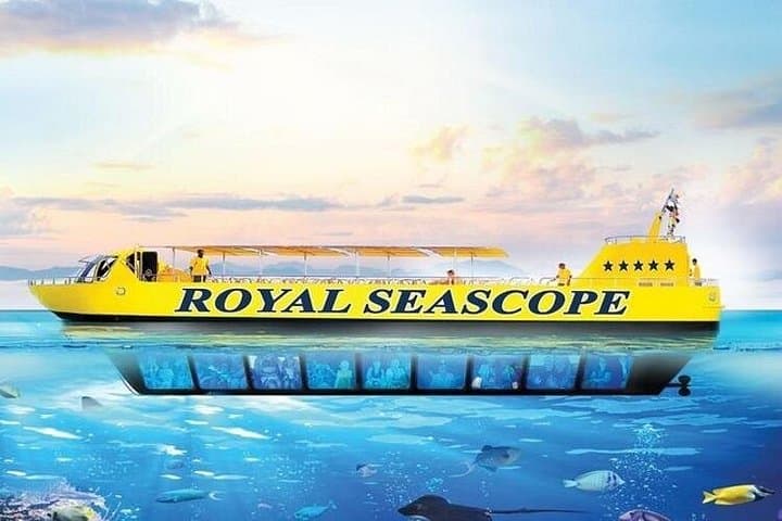Royal Seascope Semi-Submarine Cruise and Snorkeling in Hurghada photo 3