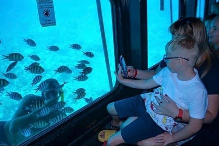 Royal Seascope Semi-Submarine Cruise and Snorkeling in Hurghada photo 4