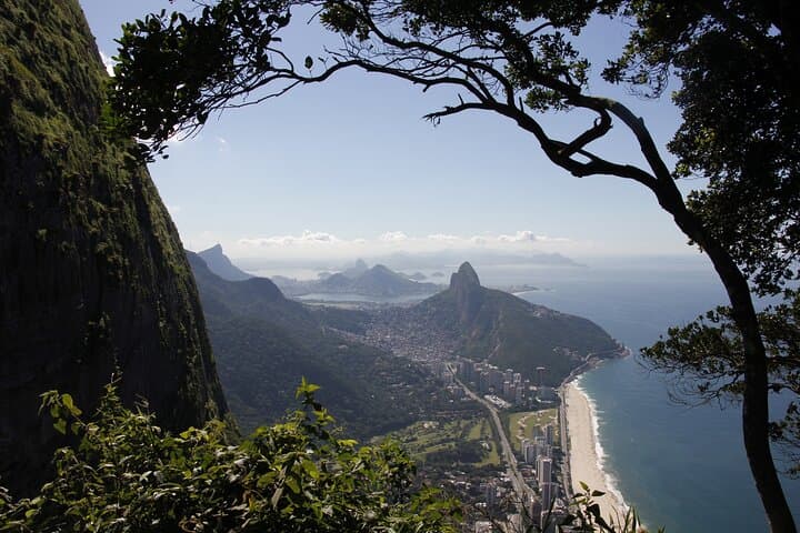 Garganta do Céu Cave Hike — Pedra da Gávea Private Tour in Rio de Janeiro photo 3